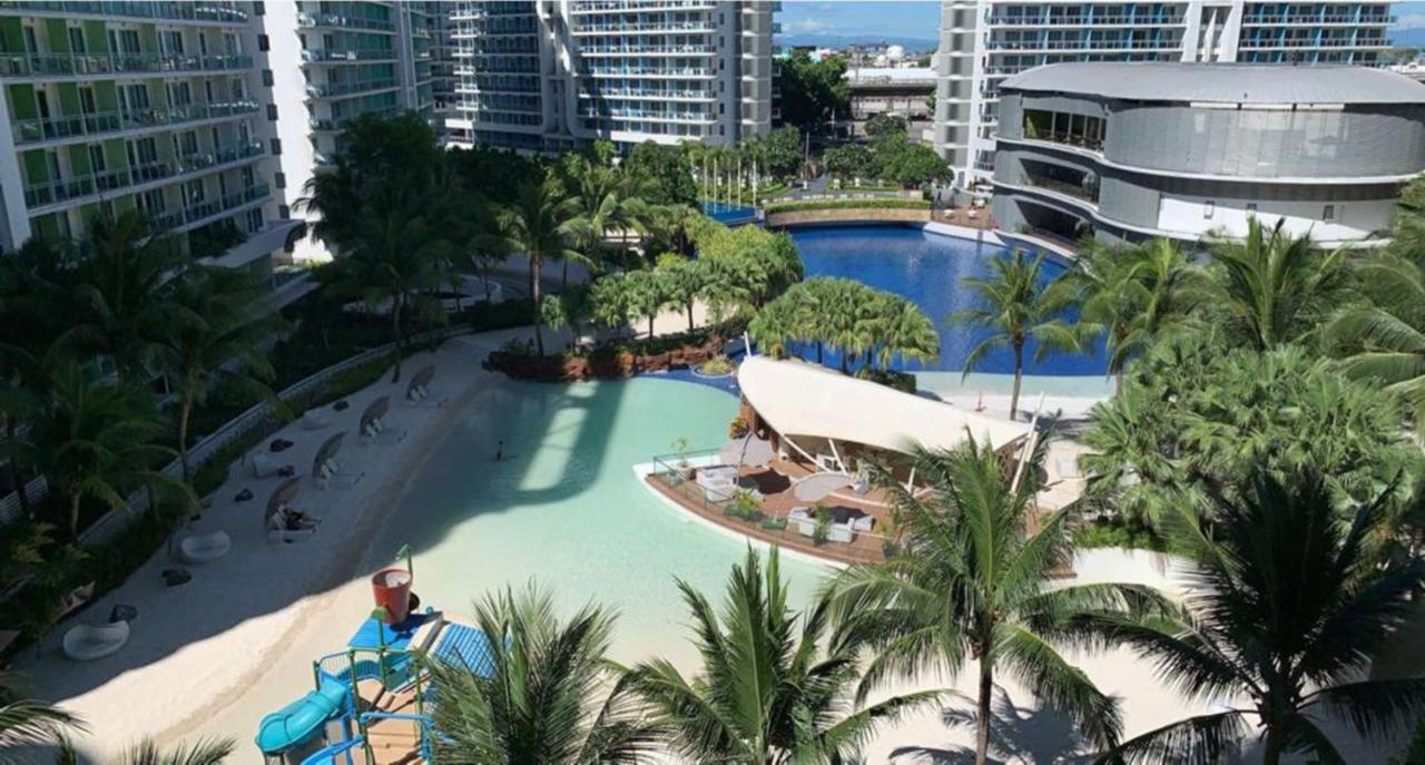Paranaque City Azure Urban Resort מראה חיצוני תמונה