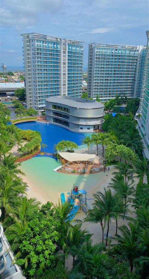 Paranaque City Azure Urban Resort מראה חיצוני תמונה