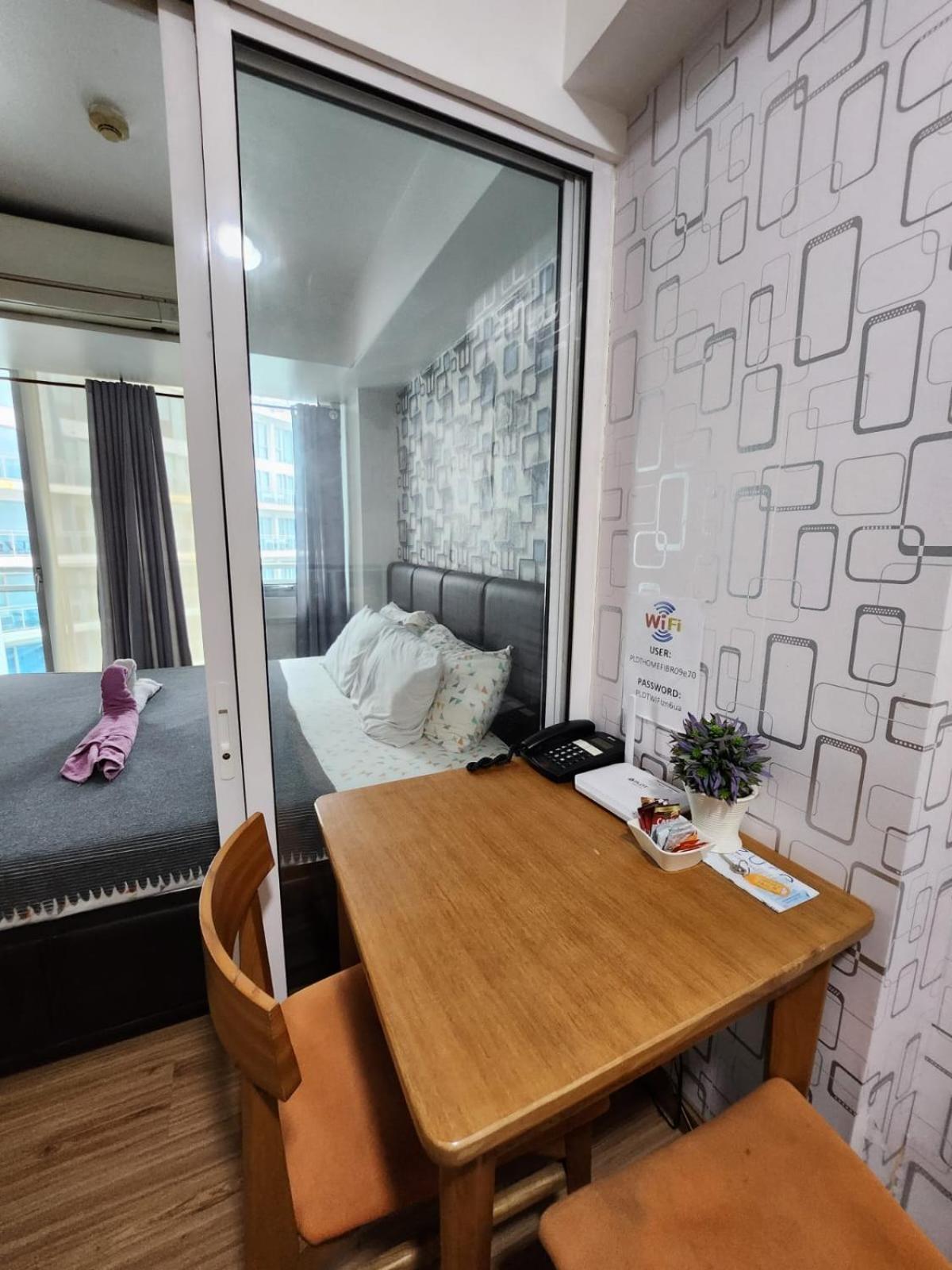 Paranaque City Azure Urban Resort מראה חיצוני תמונה