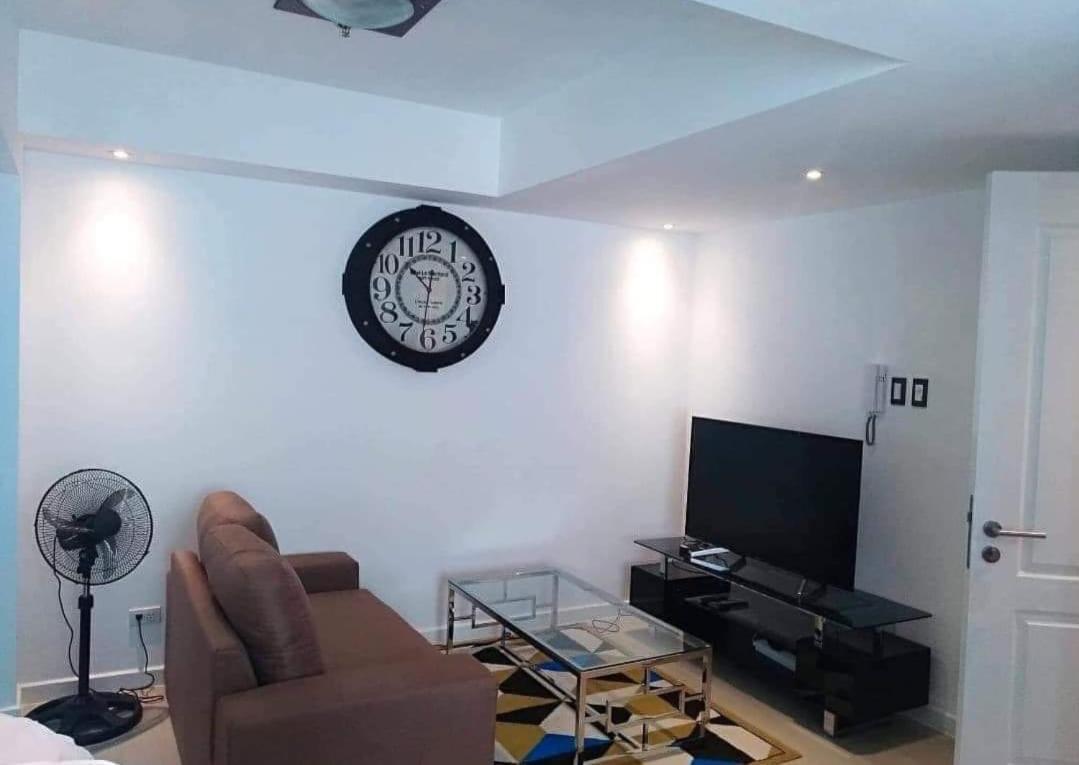 Paranaque City Azure Urban Resort מראה חיצוני תמונה