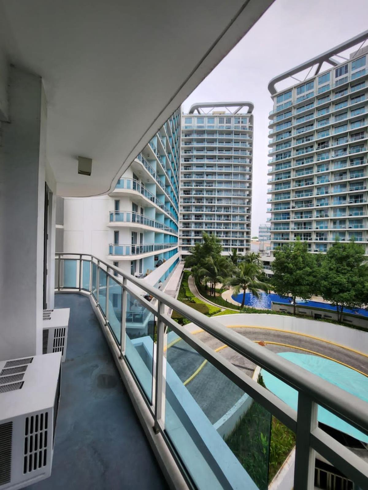 Paranaque City Azure Urban Resort מראה חיצוני תמונה