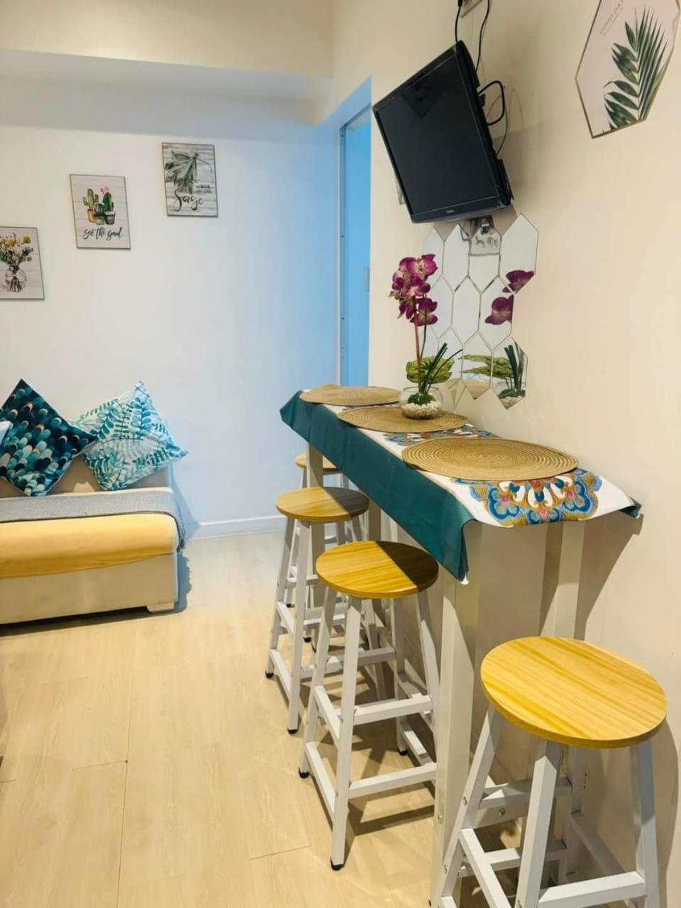 Paranaque City Azure Urban Resort מראה חיצוני תמונה